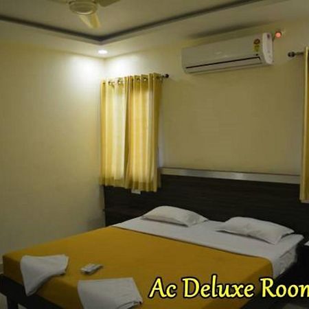 Rāipur Hotel Green Tree المظهر الخارجي الصورة